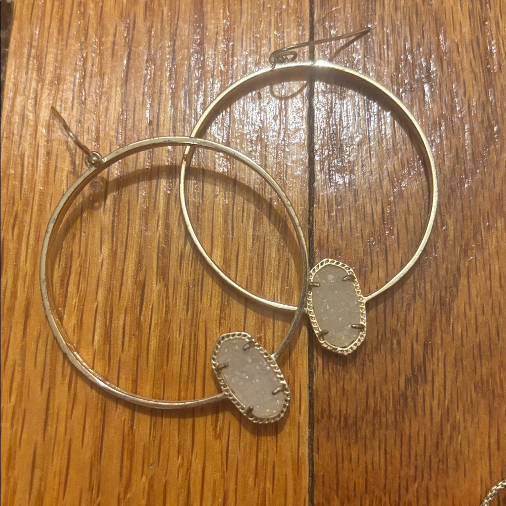 Kendra Scott Jewelry Bundle - Picture 2 of 5